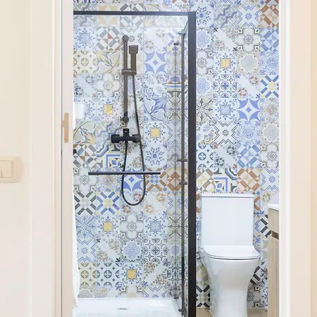 Bed & Breakfast Vinyl Flat - Lagos