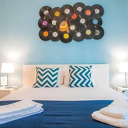Vinyl Flat - 3*