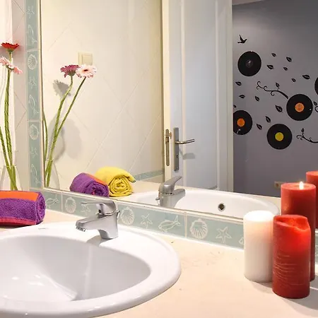 Vinyl Flat Лагуш