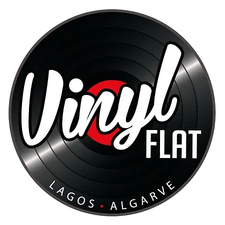 Bed & Breakfast Vinyl Flat - 3*