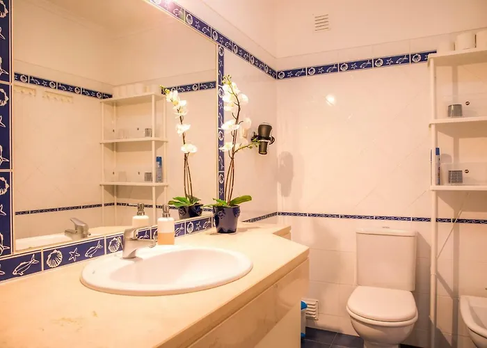 Vinyl Flat - Frühstückspension Lagos