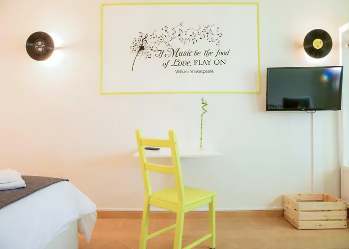 Frühstückspension Vinyl Flat - 3*