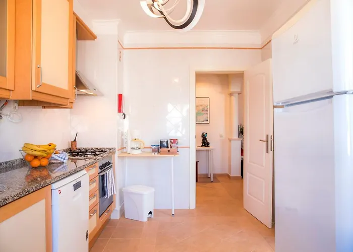 Vinyl Flat - 3* Lagos